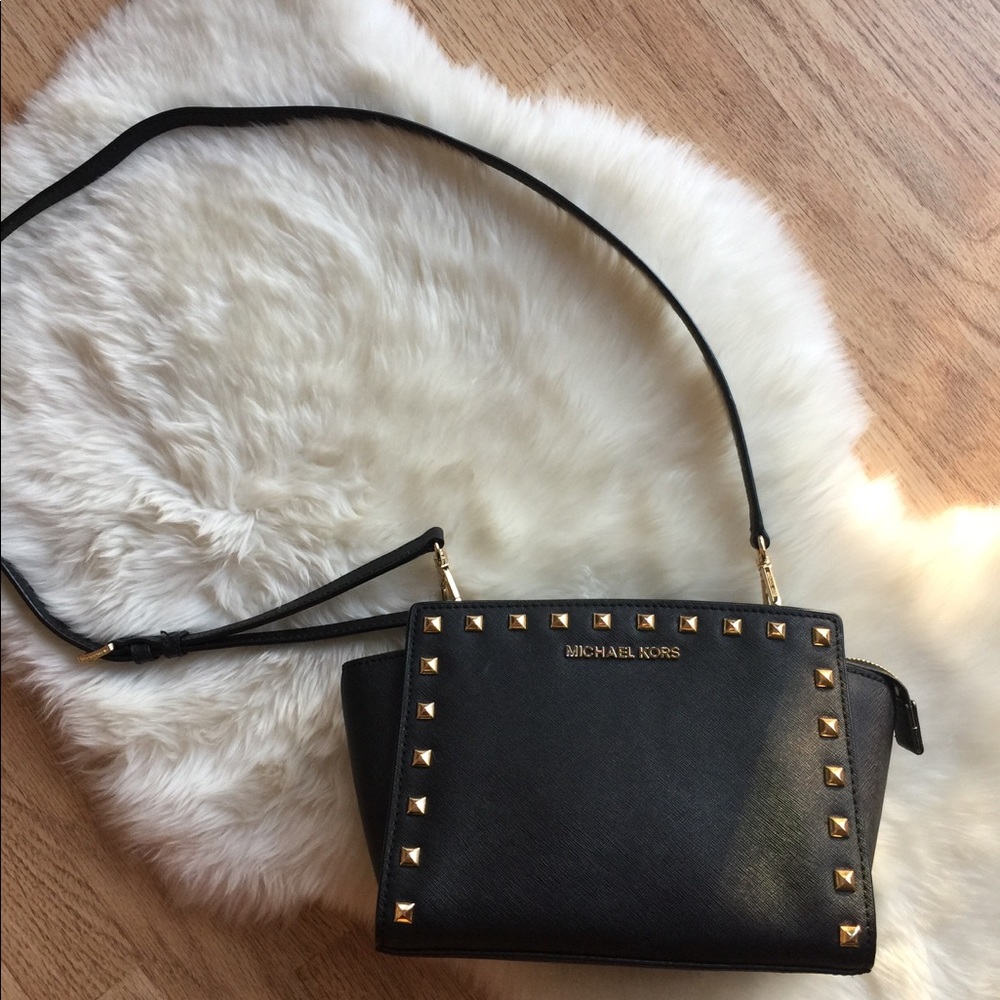 Micheal Kors Selma Medium Saffiano Leather Messeng